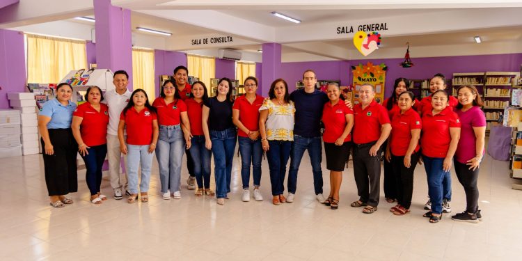 Diego Castañón Trejo supervisar las mejoras realizadas y reforzar el impulso a la lectura y la formación educativa de niñas, niños y jóvenes en la Biblioteca “Jacinto Pat”