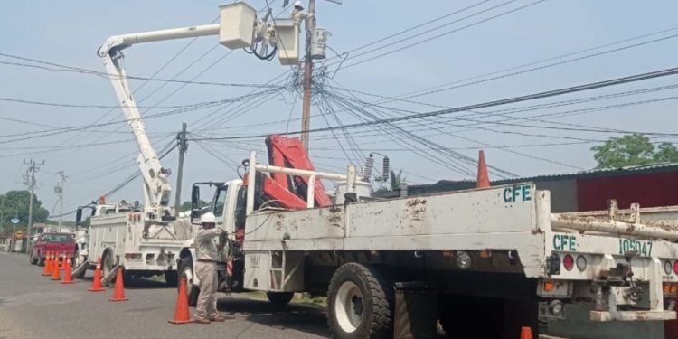 CFE analiza modernizar transformadores en Tabasco por fallas eléctricas