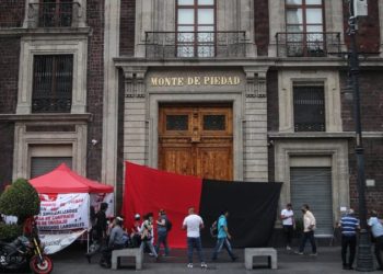 Trabajadores del Nacional Monte de Piedad solicitan apoyo tras siete meses de huelga