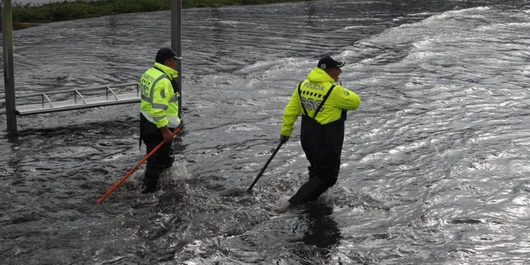 Atiende Gobierno de la Ciudad de México, afectaciones por lluvias en el poniente y sur de la capital