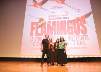 Documental sobre flamencos yucatecos reúne a cientos de personas en el Gran Museo del Mundo Maya