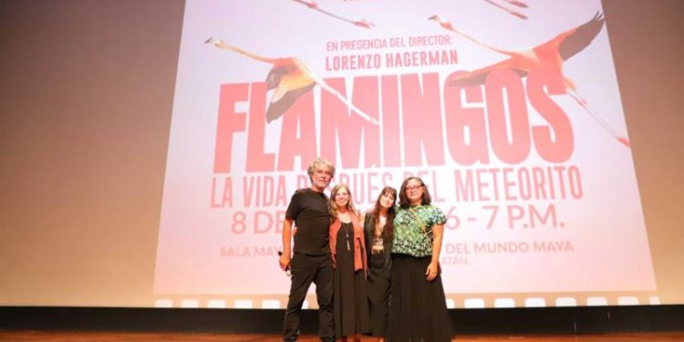 Documental sobre flamencos yucatecos reúne a cientos de personas en el Gran Museo del Mundo Maya