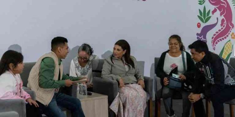 En Audiencia Ciudadana, Clara Brugada escucha propuesta para mejorar la cultura vial en Calzada de Tlalpan, y brinda atención a más de 6 mil personas