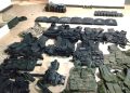 Capturan a cinco personas en Centro con armas, drogas y equipo táctico