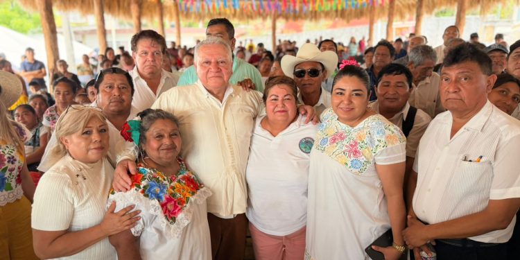 Rafael Marín fortalece vínculo con la comunidad maya en la Cruz Parlante