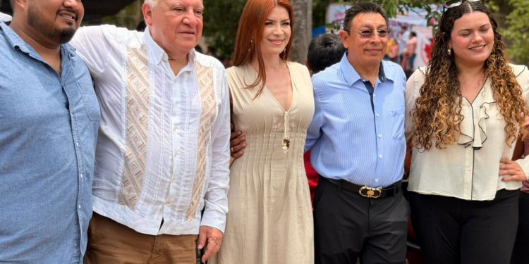 Rafa Marín acompaña a la niñez de Leona Vicario en una jornada de alegría y sentido comunitario