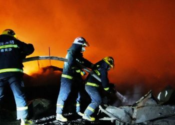 Explosión en fábrica de fuegos artificiales en China deja 26 muertos y 61 heridos