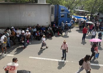 CNTE denuncia disparos contra maestros en Oaxaca; Fiscalía investiga hechos en Mitla