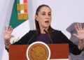 Sheinbaum asegura que Rocha Moya permanece en Sinaloa