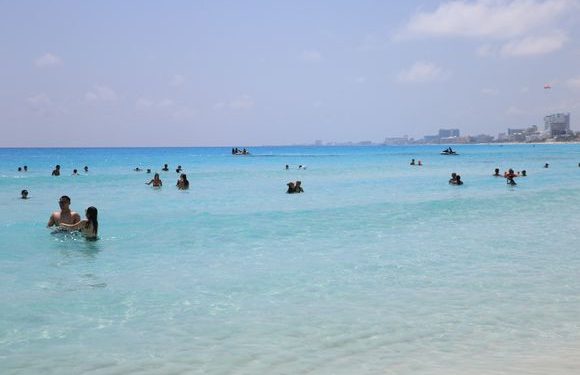 Alerta ecológica: «Niño Godzilla» amenaza a Quintana Roo con blanqueamiento de corales, erosión y arribos masivos de sargazo
