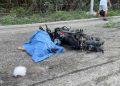Trágico accidente en la carretera a Punta Sam deja un motociclista muerto y una mujer lesionada