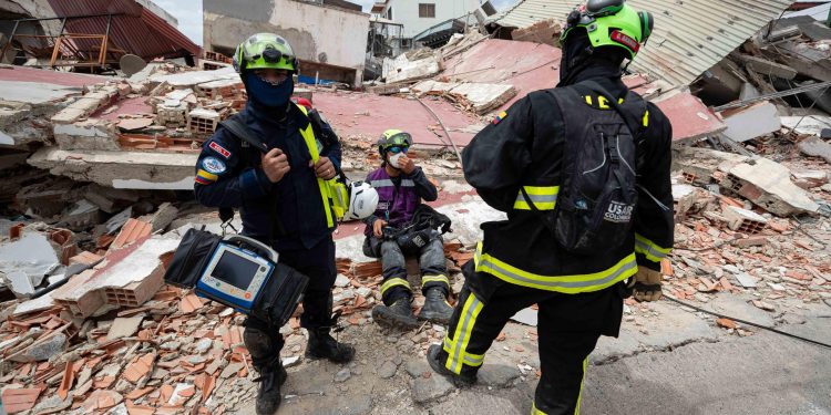 México envía plantas eléctricas de emergencia a Venezuela y alista buque con ayuda humanitaria