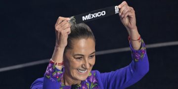 Claudia Sheinbaum mantiene la distancia con los protocolos de la Selección Mexicana, pero cede su lugar en el Mundial 2026