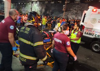 Controla Gobierno de la Ciudad de México, incendio en bodega de colonia Jamaica, alcaldía Venustiano Carranza; evitan propagación a inmuebles aledaños