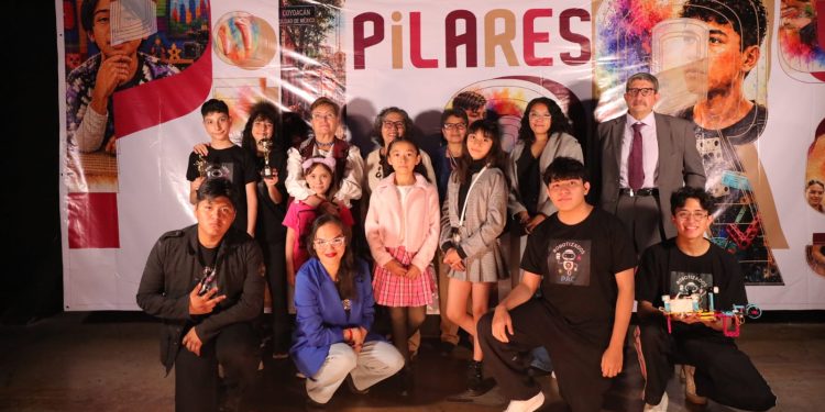 Pilares presenta la serie documental Historias Pilares en Faro Cosmos