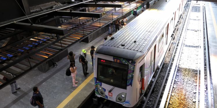 Entrega Clara Brugada renovación de estaciones de la Línea 2 del Metro; se destinaron 2 mil 200 mdp para su modernización con obras que permanecerán para la población