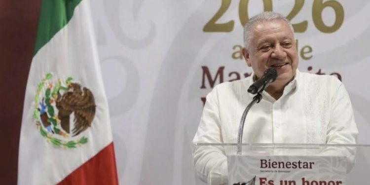Rafael Marín Mollinedo formaliza registro como aspirante a la Coordinación de los Comités de Defensa de la Transformación de Morena