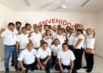 Tihosuco recibe a Rafa Marín en un encuentro con autoridades tradicionales