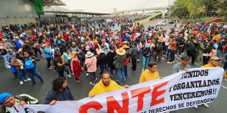 Tregua en el mundial: Segob reanuda mesas de negociación con la CNTE tras amago de bloqueo en el Estadio CDMX
