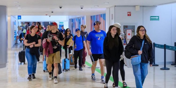 Aeropuerto de Cancún registra 483 operaciones este fin de semana