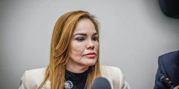 Diputada del PRI en Sinaloa denuncia amenaza tras recibir corona fúnebre en su domicilio