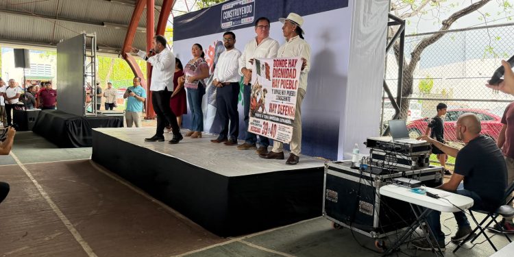 Rafa Marín se suma a llamado por la soberanía en asamblea con amplia presencia de simpatizantes de Morena