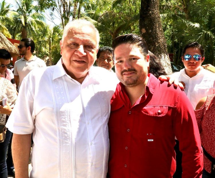 Rafa Marín y Farid Rentería, participan en exitosa Asamblea Ciudadana en Defensa de la Soberanía Nacional en Playa del Carmen