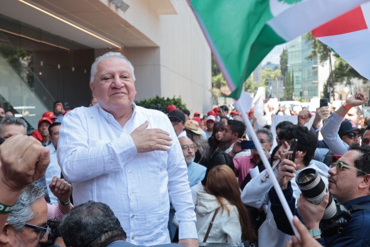 Rafa Marín formaliza su registro como aspirante a la Coordinación Estatal de la Defensa de la Transformación y la Soberanía