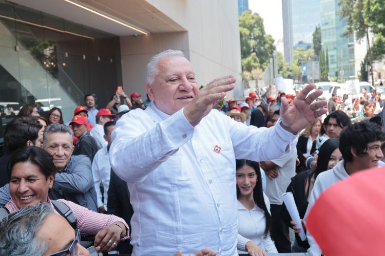 Rafa Marín formaliza su registro como aspirante a la Coordinación Estatal de la Defensa de la Transformación y la Soberanía
