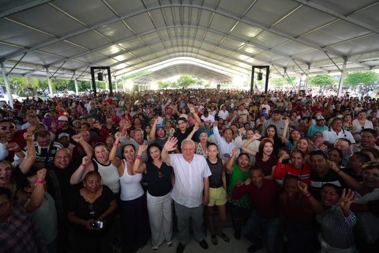 Con máximo júbilo reciben a Rafa Marín en Cancún durante una celebración que reunió a familias por el Día del Padre