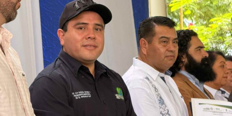 Polémica en San Luis Potosí: Alcalde de El Naranjo invita a festejar el Día del Padre con «chicas buena onda»
