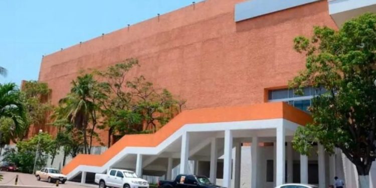 Gobierno de Tabasco lanza licitación nacional para vender el Centro de Convenciones y el Gimnasio La Choca
