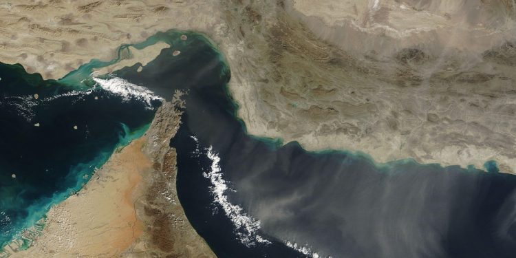 Histórico giro geopolítico: Estados Unidos e Irán pactan el fin de la guerra y la reapertura del Estrecho de Ormuz
