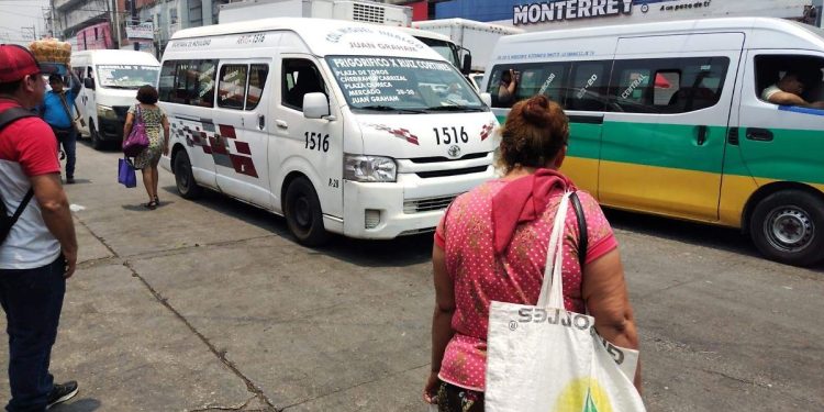 Sancionan a transportistas en Tabasco: SEMOVI inhabilita a choferes y aplica multas de hasta 50 mil pesos por acoso sexual