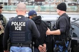 Juez federal prohíbe a ICE realizar arrestos en tribunales de inmigración en todo Estados Unidos