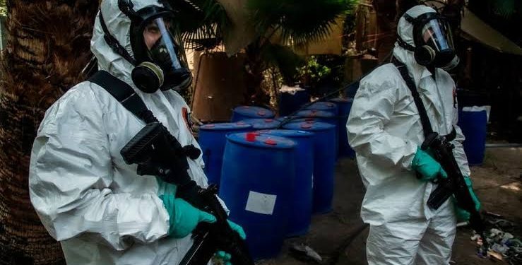 Cárteles mexicanos expanden el mercado global de la metanfetamina mediante la exportación de «cocineros» y precursores eficientes: ONU