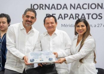 El bienestar es autonomía: Renacimiento Maya entrega apoyos auditivos