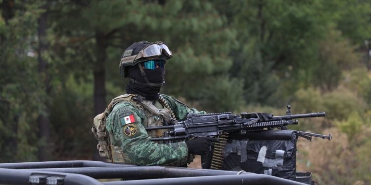 Gabinete de Seguridad detecta red de colombianos dedicados a fabricar narcominas en Michoacán