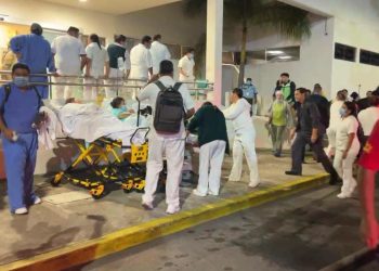 ¡Emergencia en el IMSS Chetumal! Cortocircuito provoca evacuación y movilización en área de quirófanos