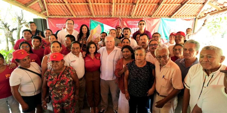 Rafa Marín impulsa en Bacalar la integración de los Comités de la Defensa de la Transformación como parte del proceso interno de Morena en Quintana Roo