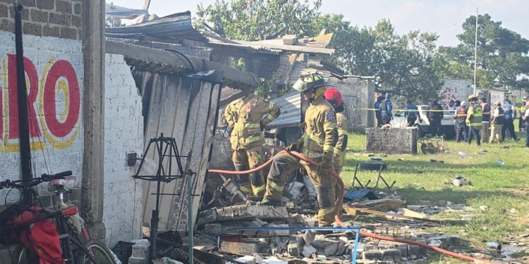 Tragedia en Chalco: Explosión de polvorín autorizado deja un muerto y un herido en el Edomex