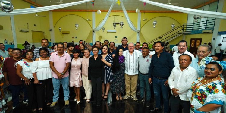 Rafa Marín participa como invitado en asamblea en defensa de la soberanía con ingenieros; abordan desarrollo en clave del Segundo Piso de la Transformación