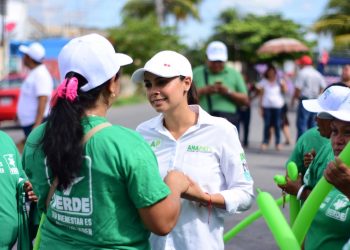 Ana Patricia Peralta de la Peña proteja a corrupto Director de Servicios Públicos , al servicio de “La Mafia Verde” siguen usando recurso de Cancún para campaña en el Estado.