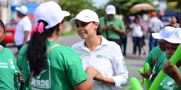 Ana Patricia Peralta de la Peña proteja a corrupto Director de Servicios Públicos , al servicio de “La Mafia Verde” siguen usando recurso de Cancún para campaña en el Estado.