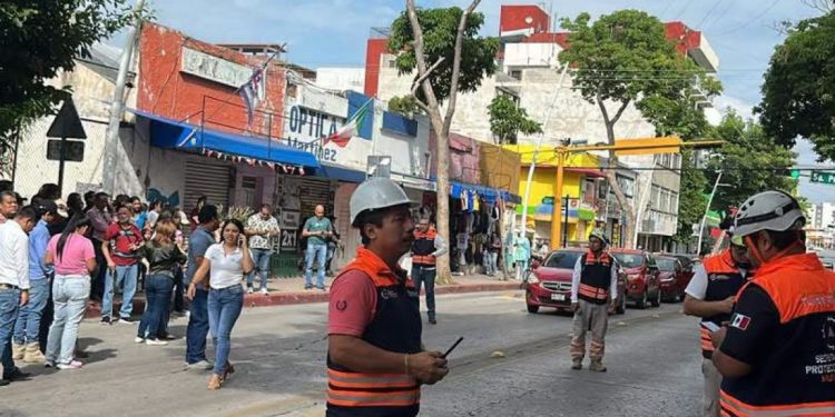 ¡Sismo de 7.4 sacude al sureste! Se percibe con fuerza en Tabasco y Chiapas