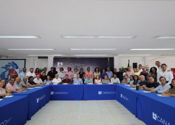 Impulsan la economía del sur de Quintana Roo: Presentan a empresarios el proyecto aeronáutico Zenith con inversión de 15 millones de dólares