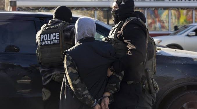 México escala conflicto con EE.UU.: Presentará demandas penales tras muerte de migrante por agente del ICE