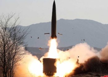 Corea del Norte lanza misil balístico hacia el mar de Japón tras fustigar a Tokio
