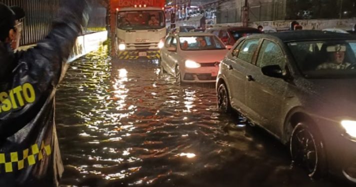 Atiende Gobierno capitalino afectaciones por lluvias