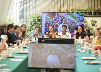 Ante el congreso local, la Secretaría de Turismo presenta el trabajo que consolidó a la capital como la mejor sede mundialista